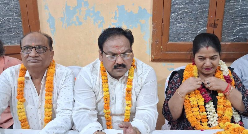 रितु केसरी बनी बरियाघाट रामलीला कमेटी की प्रथम महिला अध्यक्ष; संतोष ऊमर महामंत्री एवं रविंद्र कुमार गुप्ता कोषाध्यक्ष चुने गए