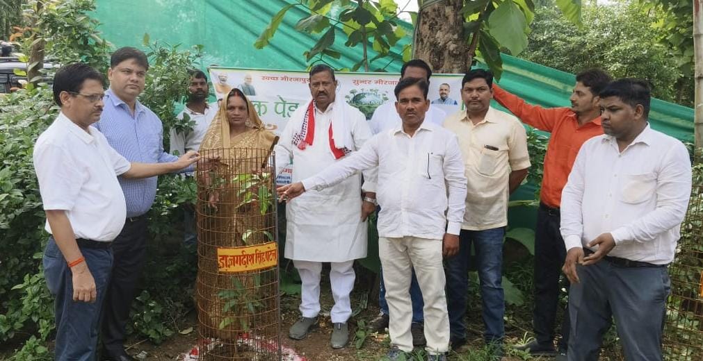 एक वृक्ष 10 पुत्र सम, प्रत्येक भारतवासी करें पौधारोपण: डॉ जगदीश सिंह पटेल