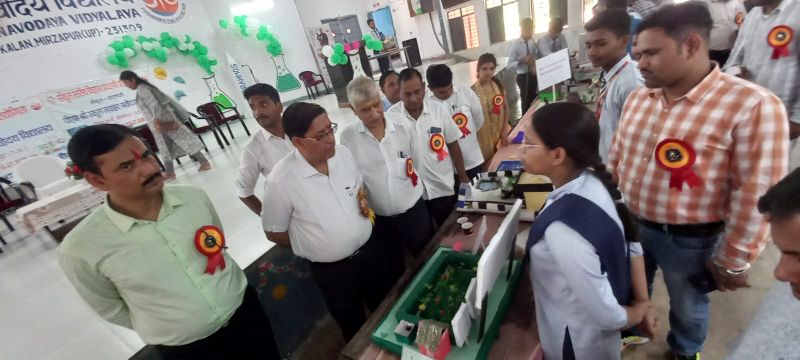 पीएमश्री स्कूल जवाहर नवोदय विद्यालय मे आयोजित विज्ञान प्रदर्शनी में 21 जिलों के 110 छात्रों ने किया प्रतिभाग
