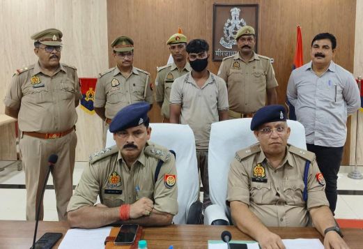 पीछा छुडाने और ब्लैकमेल से बचने आटो चालक ने की थी किन्नर सत्तार खान उर्फ हसीना की हत्या