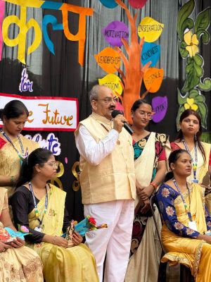 डॉ. सरला सर्राफ पब्लिक स्कूल में हर्षोल्लास से मना शिक्षक दिवस